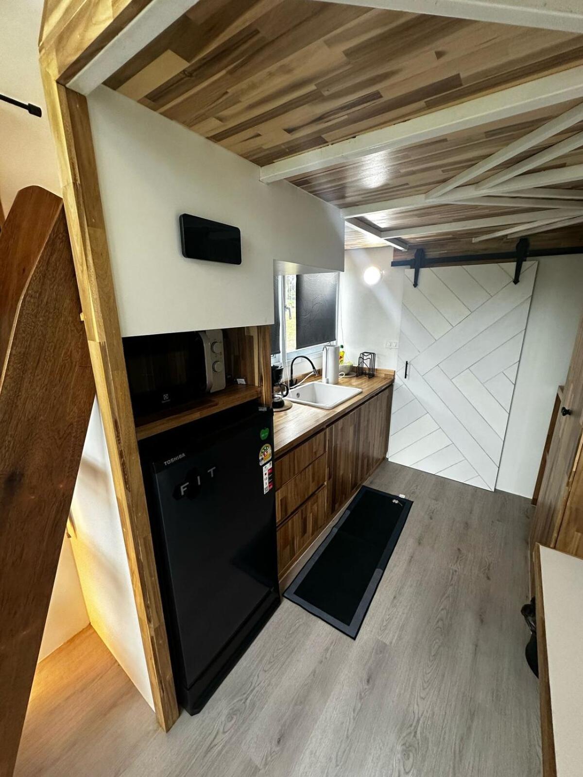 Beachfront Tiny House, Koh Samui, Thailand By Thaniie Ferienhaus