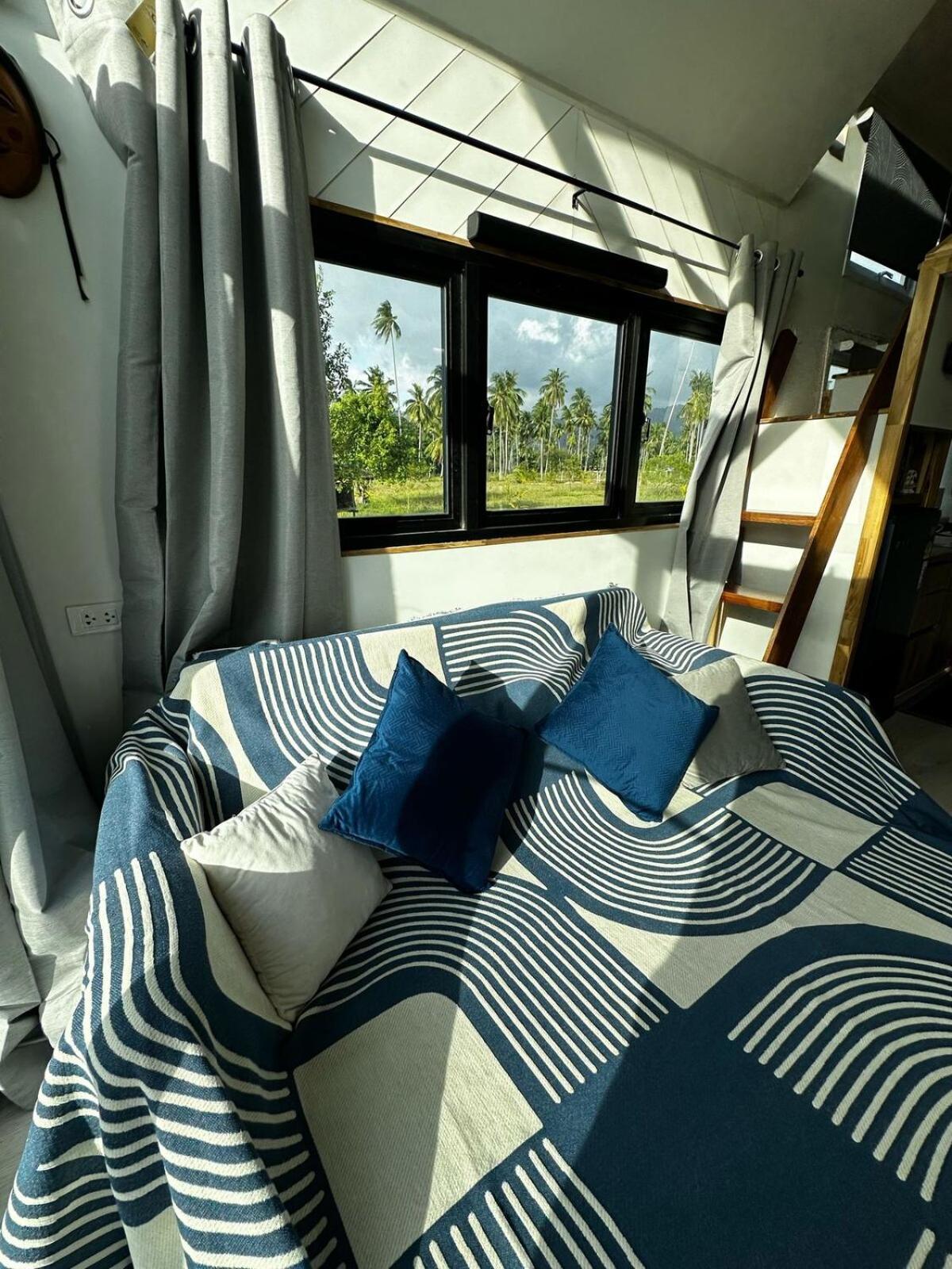 Beachfront Tiny House, Koh Samui, Thailand By Thaniie Ferienhaus *