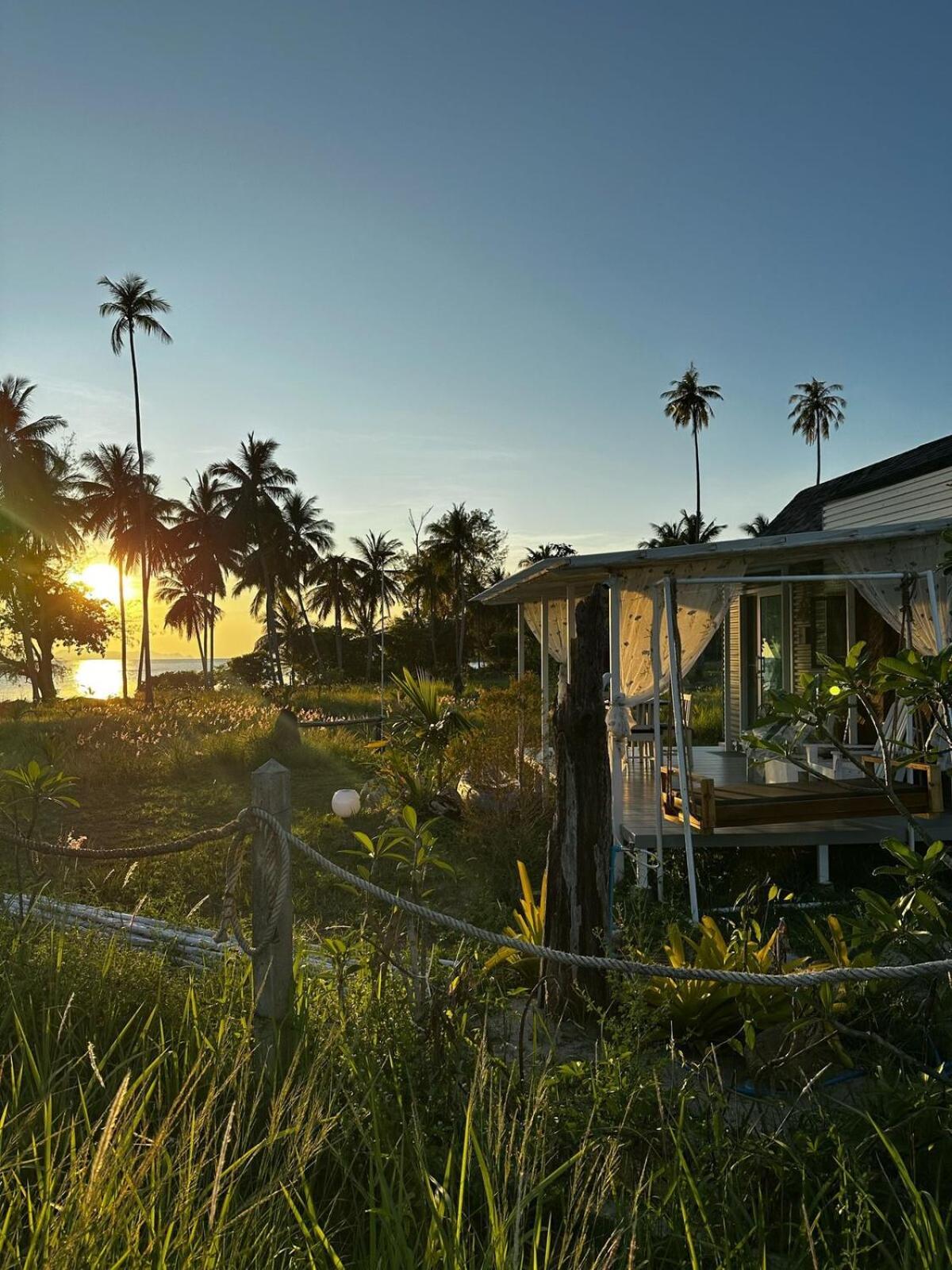 Ferienhaus Beachfront Tiny House, Koh Samui, Thailand By Thaniie Amphoe Koksamui